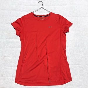 ✨Orange Nike Dri-Fit T-Shirt!